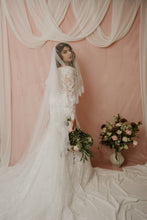 Load image into Gallery viewer, Colette two tier lace edged wedding veil