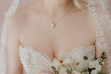 Load image into Gallery viewer, Delphine long lace edged veil