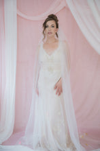 Load image into Gallery viewer, Delilah pink, gold and ivory petal veil