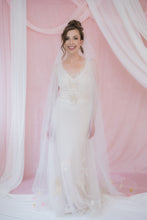 Load image into Gallery viewer, Delilah pink, gold and ivory petal veil