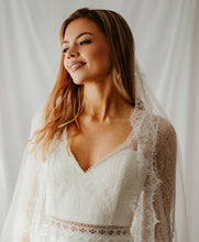 Load image into Gallery viewer, Delphine long lace edged veil