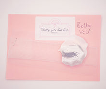 Load image into Gallery viewer, Tulle fabric samples for Bella veil
