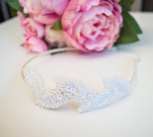 Load image into Gallery viewer, Ivory beaded leaf bridal headband

