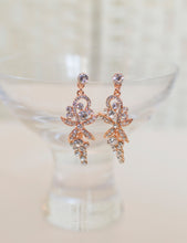 Load image into Gallery viewer, bridal earrings rose gold

