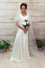 Load image into Gallery viewer, double layer wedding veil