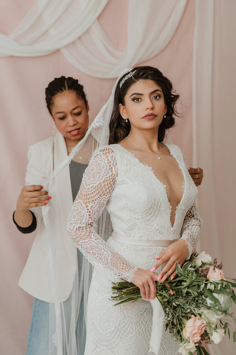 Luxury for Less: How to Snap Up Your Dream Designer Wedding Dress