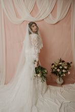 Load image into Gallery viewer, Colette two tier lace edged wedding veil
