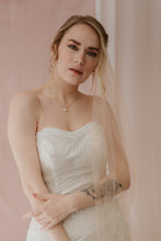 Load image into Gallery viewer, Georgia long blush wedding veil
