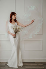 Load image into Gallery viewer, Odette ruffle veil with blusher
