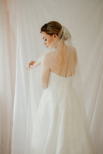 Load image into Gallery viewer, Piper pearl chapel length veil
