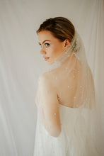 Load image into Gallery viewer, Piper pearl chapel length veil

