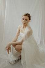 Load image into Gallery viewer, Piper pearl chapel length veil
