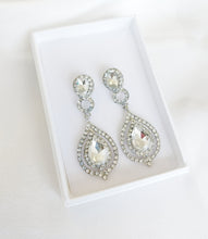 Load image into Gallery viewer, crystal bridal earrings
