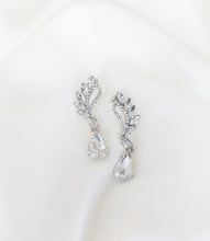 Load image into Gallery viewer, Crystal drop bridal earrings

