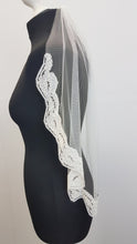 Load image into Gallery viewer, Short lace edged veil, Ava
