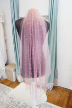 Load image into Gallery viewer, Zadie rose pink fingertip pearl veil
