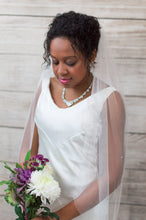 Load image into Gallery viewer, fingertip wedding veils

