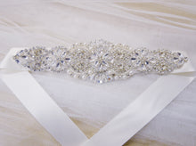 Load image into Gallery viewer, Silver crystal and pearl bridal belt
