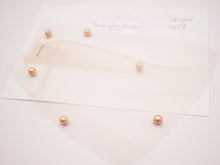Load image into Gallery viewer, Fabric sample, Skylar blush pearl short wedding veil
